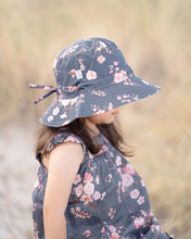 Load image into Gallery viewer, Toshi Sunhat- Felicia Moonlight
