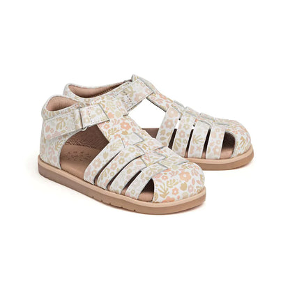 Jamie Sandal | Coral garden