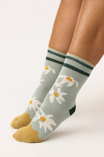 Nancybird Socks | Flannel Flower