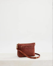 Load image into Gallery viewer, Tumbled Large Essential Pouch Tan
