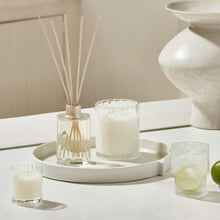 Load image into Gallery viewer, Circa Home Cotton Flower &amp; Freesia 350g Candle
